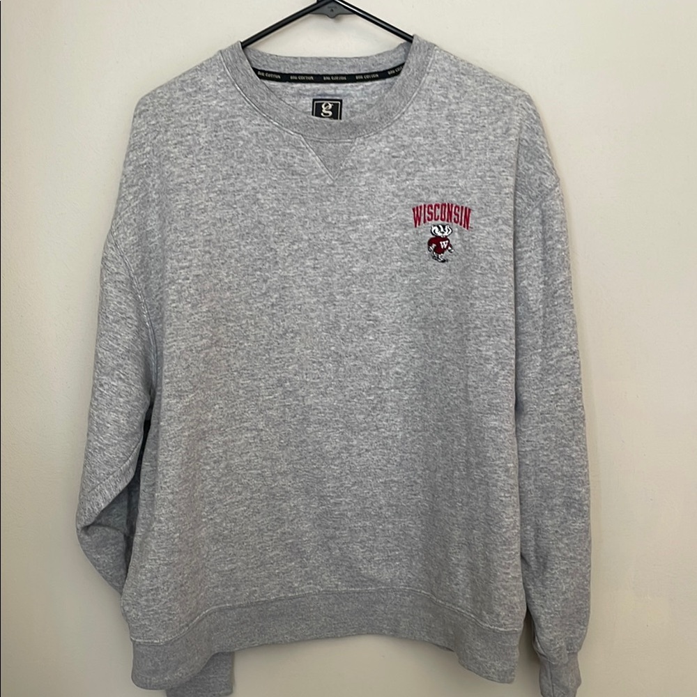 Gray Wisconsin Badgers Crewneck Sweater